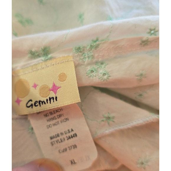 Gemini Blouse Women's XL White Green Floral Embordering Front & Back Ties Wrap - Picture 4 of 16